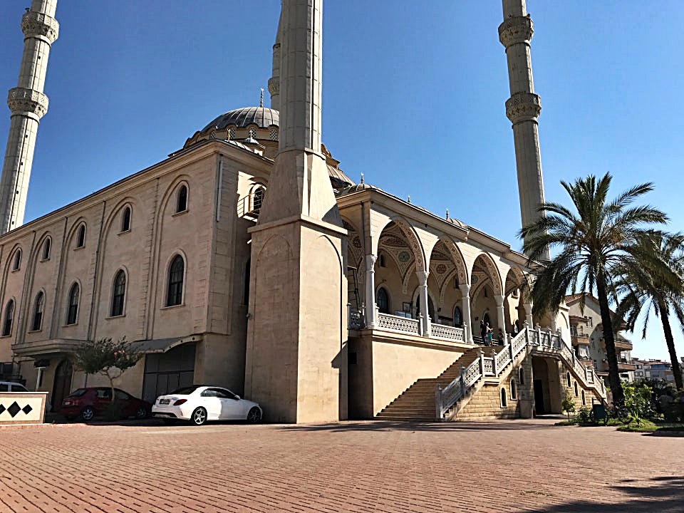 Manavgat Külliye Camii