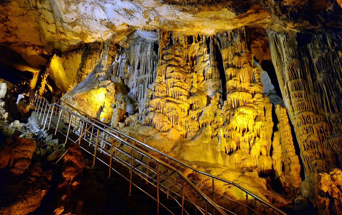 Astım Dilek Mağarası