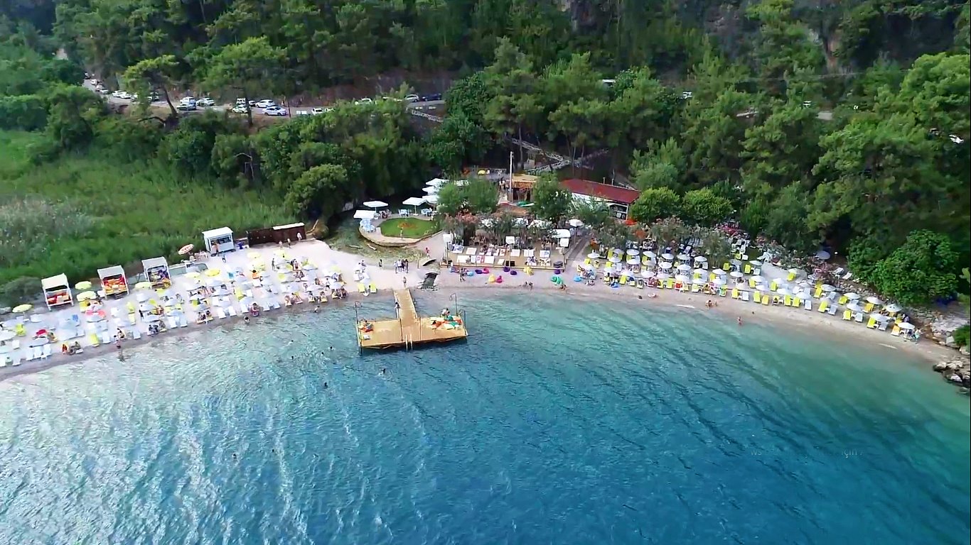 Çınar Beach Club
