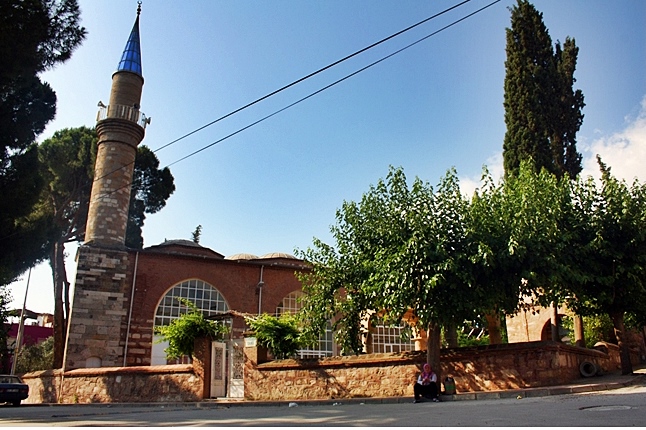 Şeyh Sinan Camisi ve Türbesi