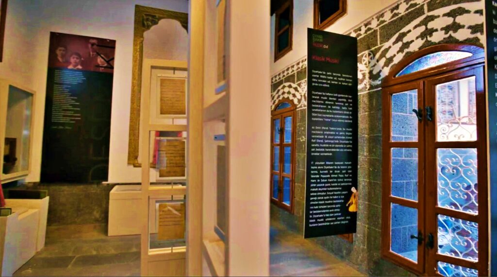 Ahmed Arif Müzesi