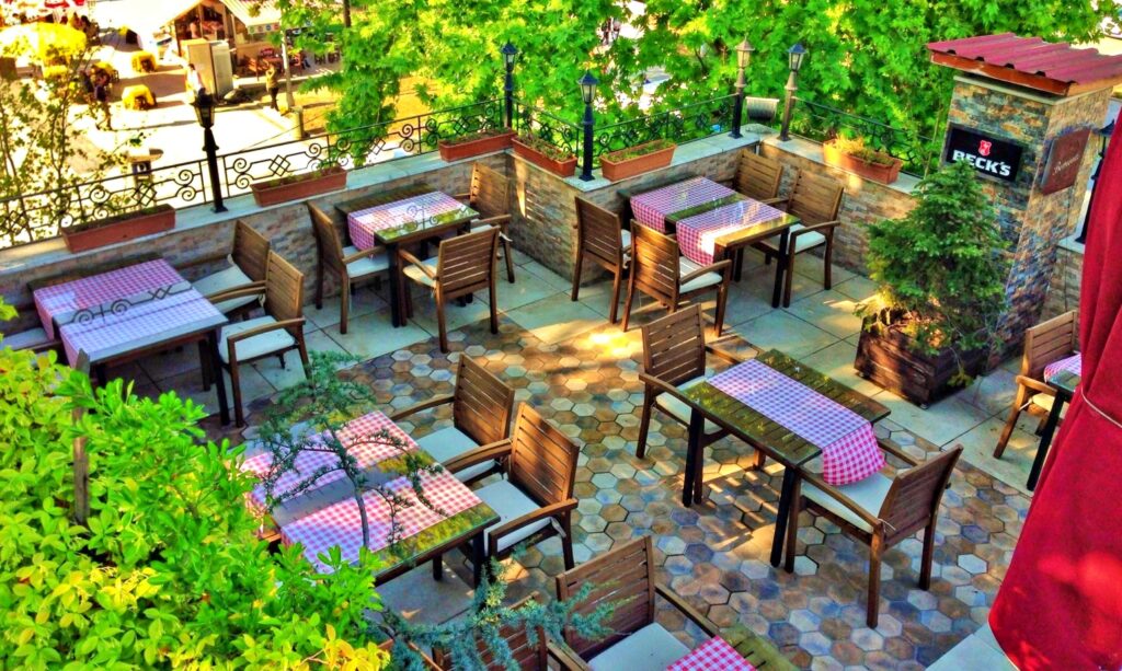 Gold Terrace Cafe Bar