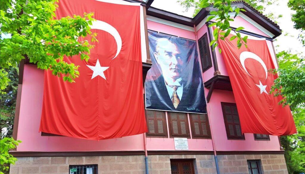 Atatürk Orman Çiftliği Atatürk Evi