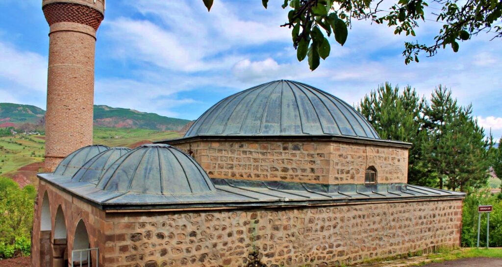 Behramşah Camii