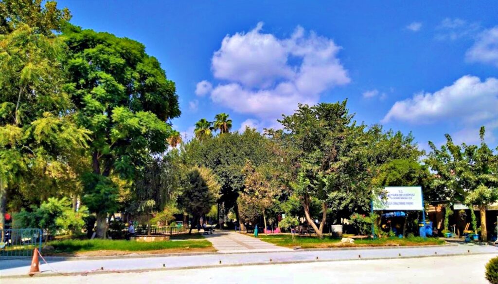 Ziya Paşa Parkı